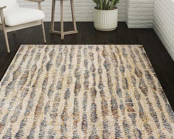 Area Rug 5' X 8' Multi