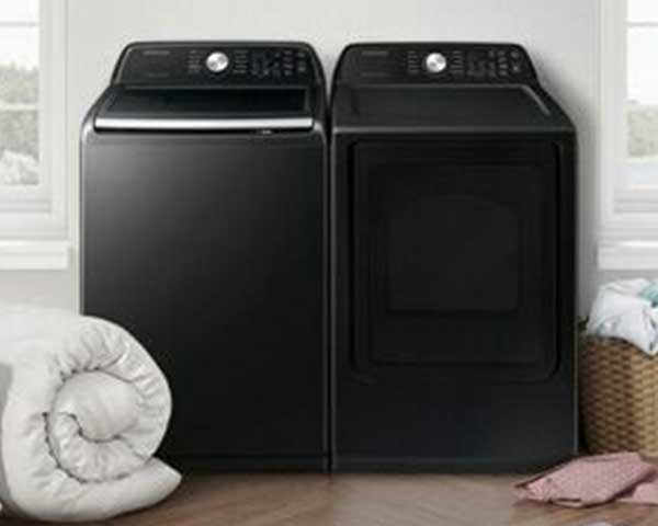 Black Laundry Appliance Set